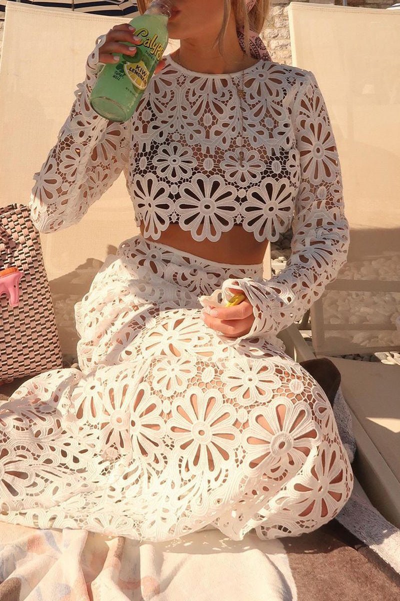 Çiçekli Delikli Takım