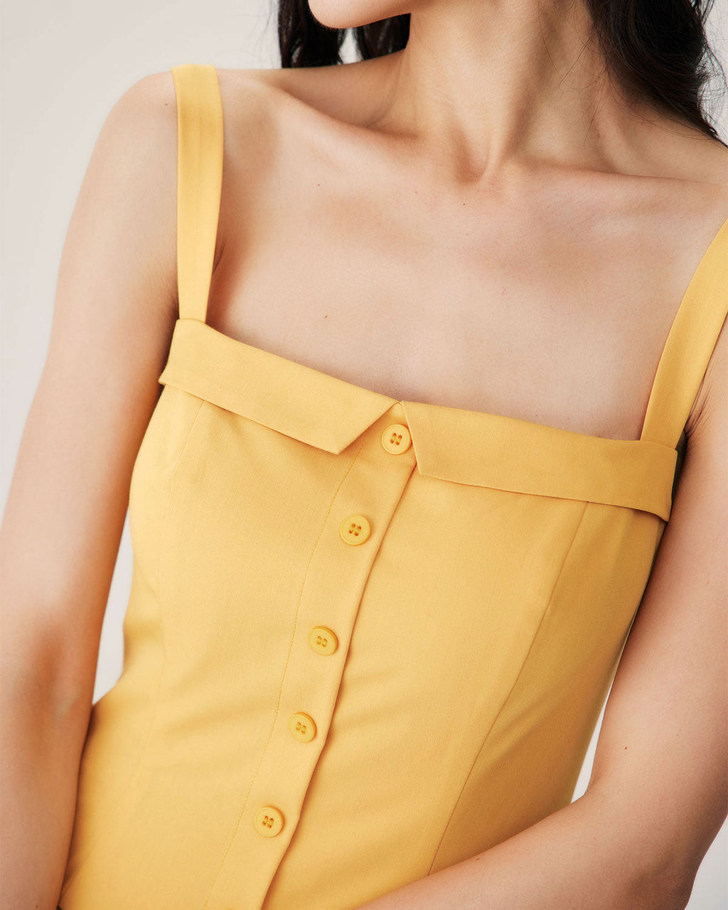 Sarı Düğmeli Pileli Slip Midi Elbise