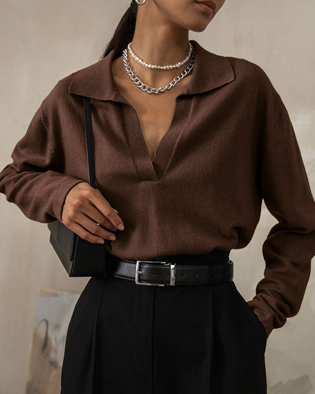 Kahverengi Yakalı Örgü Tişört