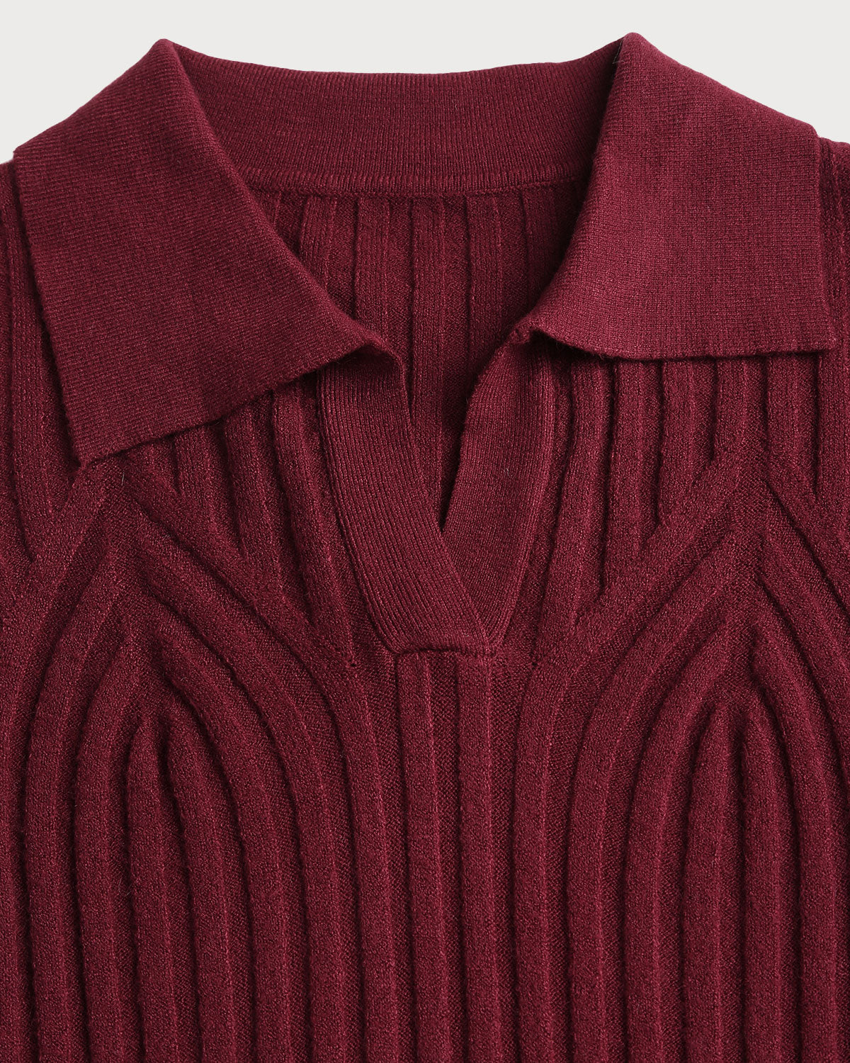 Kırmızı Yakalı Dar Örgü Kazak