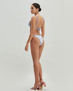 Beyaz Çiçekli Bağcıklı Üçgen Bikini Takımı