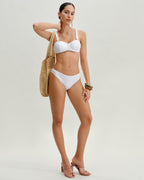 Beyaz Jakarlı Balenli Bikini Takımı