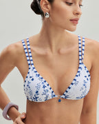 Beyaz Çiçekli Bağcıklı Üçgen Bikini Takımı