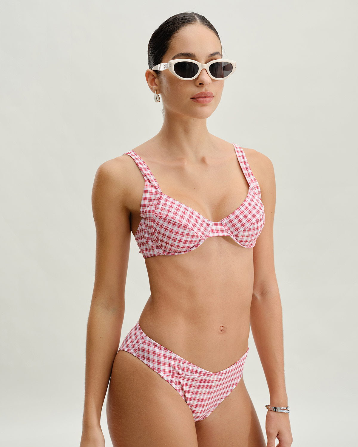 Kırmızı Kareli Balenli Bikini Takımı