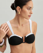 Siyah Kontrast U Yaka Üçgen Bikini Takımı