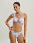 Beyaz Çiçekli Bağcıklı Üçgen Bikini Takımı