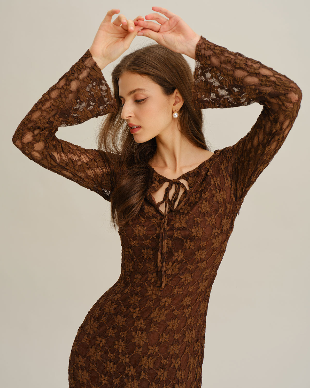 Kahverengi Çiçek Desenli Çan Kollu Maxi Elbise