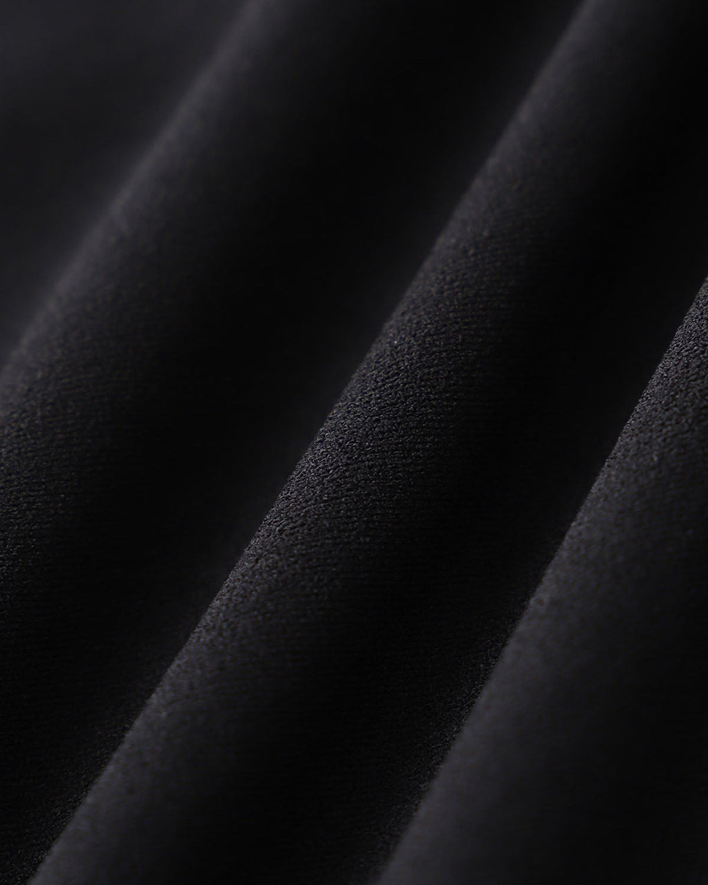 Siyah Kontrast Sevgili Yaka Askılı Midi Elbise