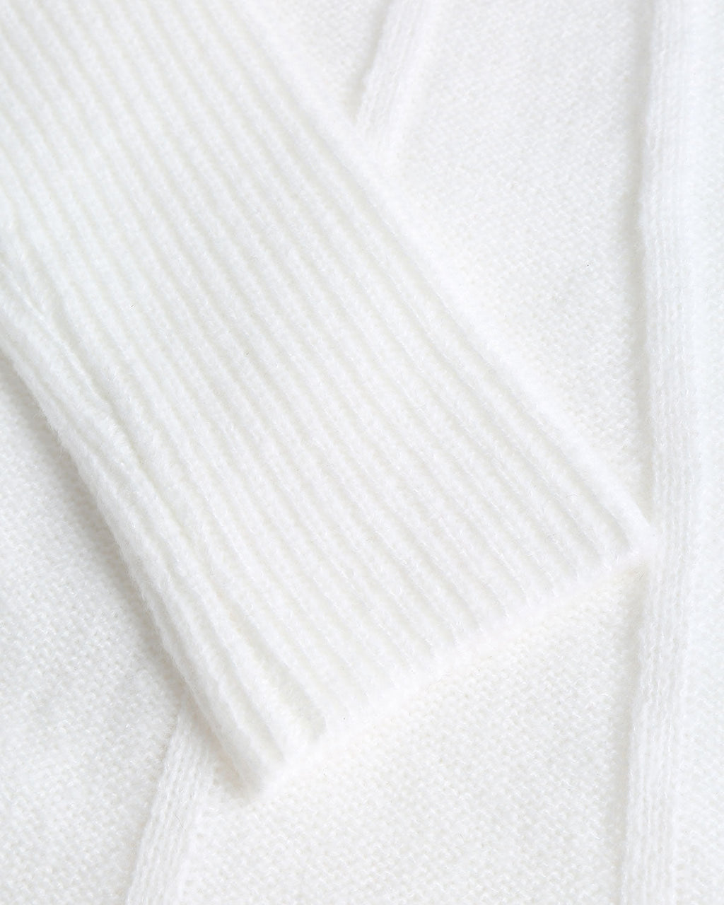 Beyaz Yuvarlak Yaka Oversized Kazak