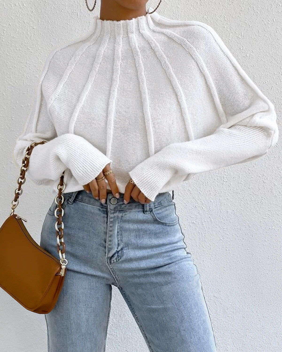 Beyaz Yuvarlak Yaka Oversized Kazak