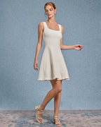 Beyaz Kare Yaka Mini Elbise