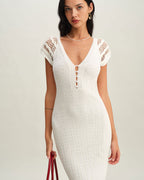 Beyaz Tığ İşi Vücuda Oturan Kazak Elbise