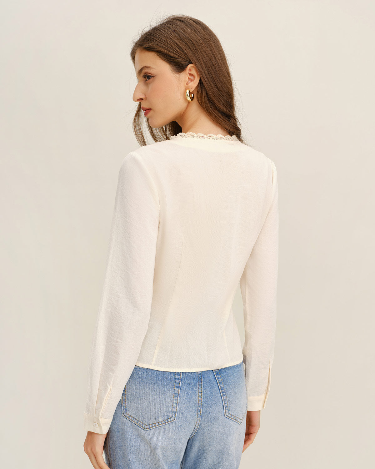 Kayısı Rengi V Yaka Dantel Gömlek