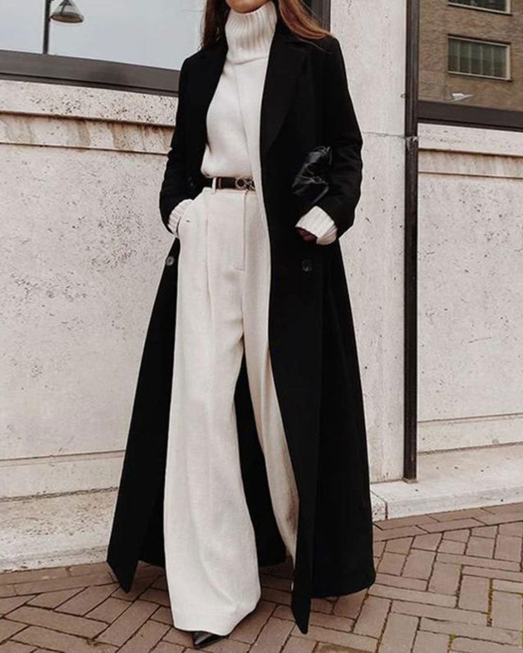 Siyah Düğmeli Uzun Ceket