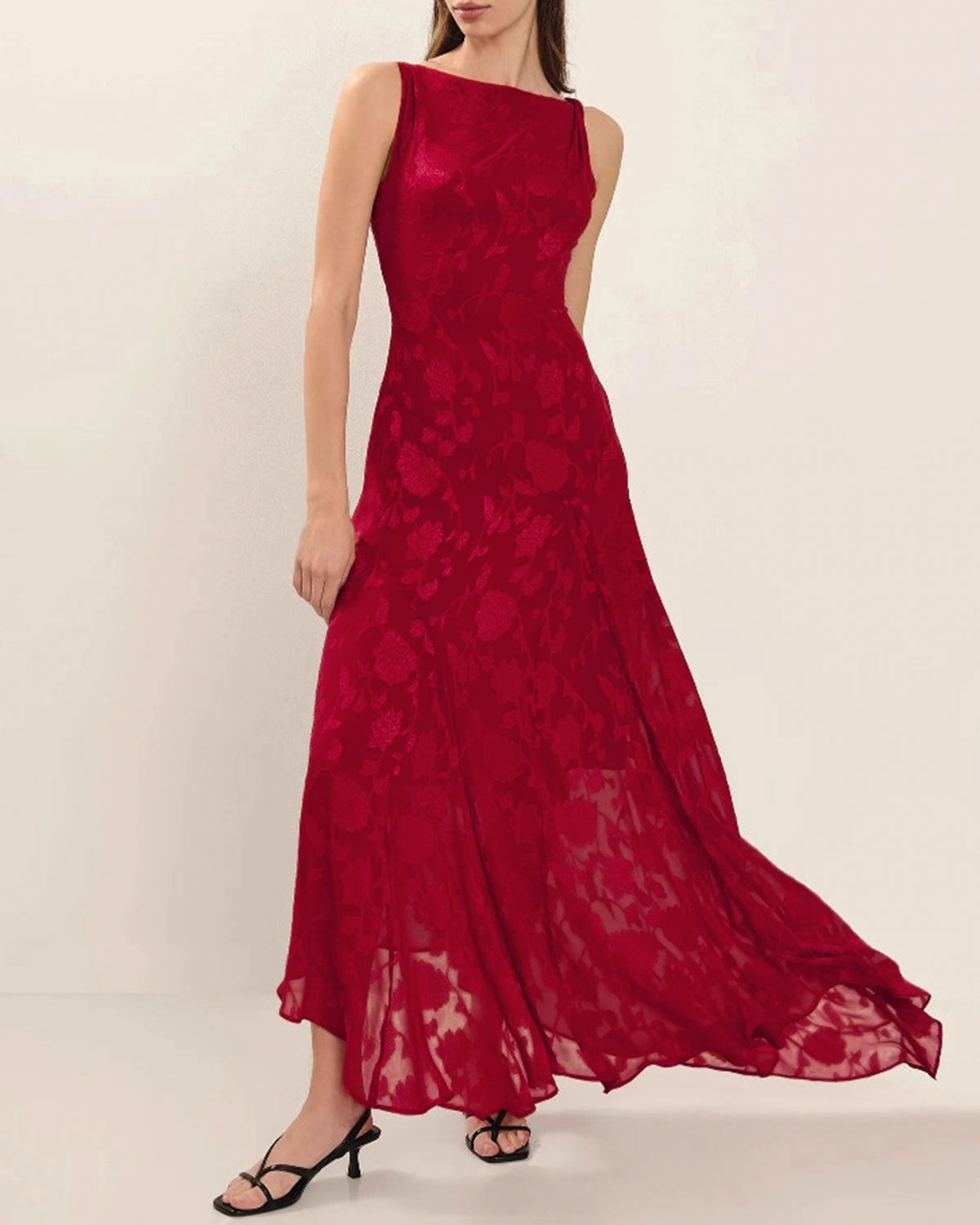 Kırmızı Jakarlı Kolsuz Maxi Elbise