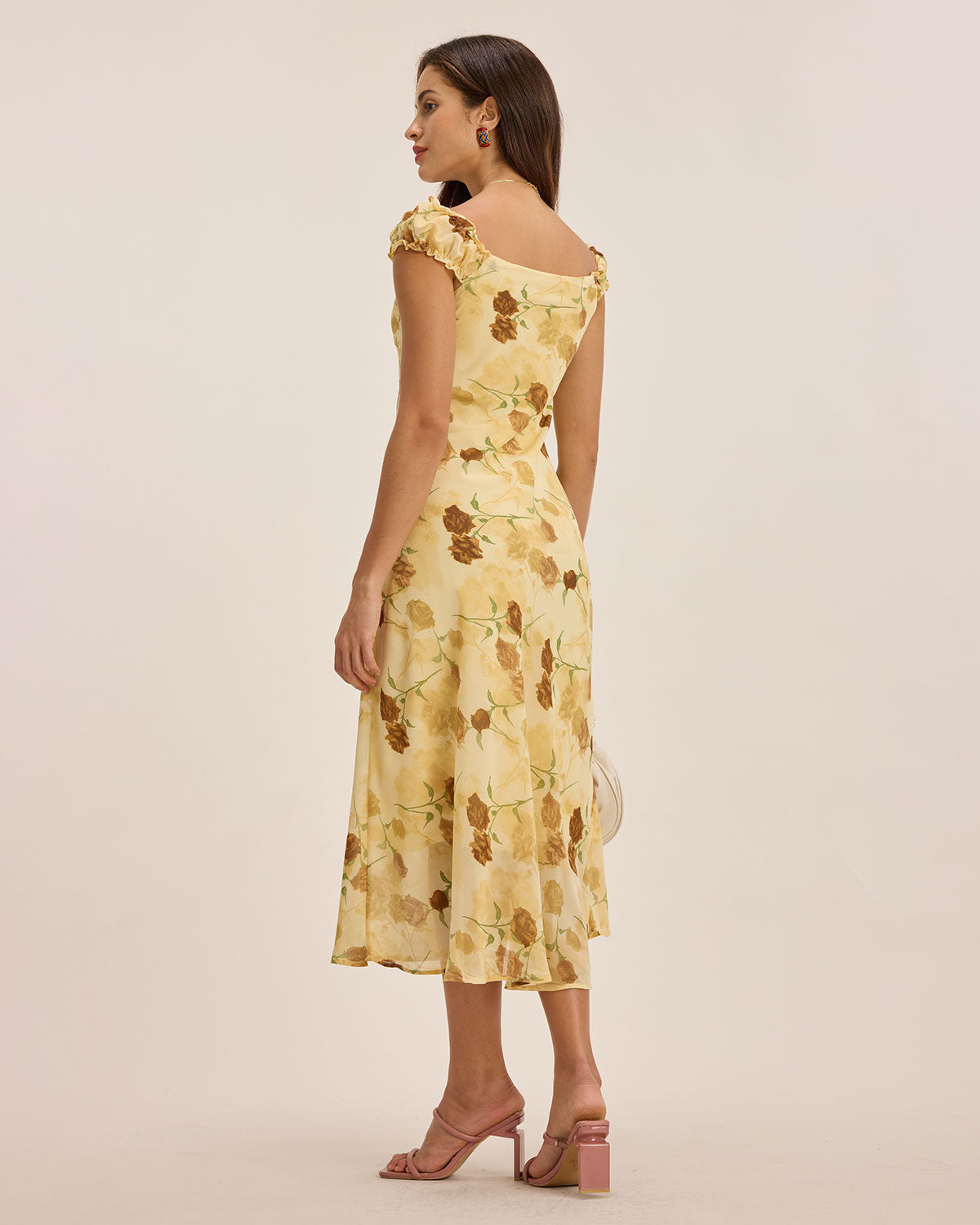 Sarı Çiçekli Kıvrımlı Kolsuz Midi Elbise