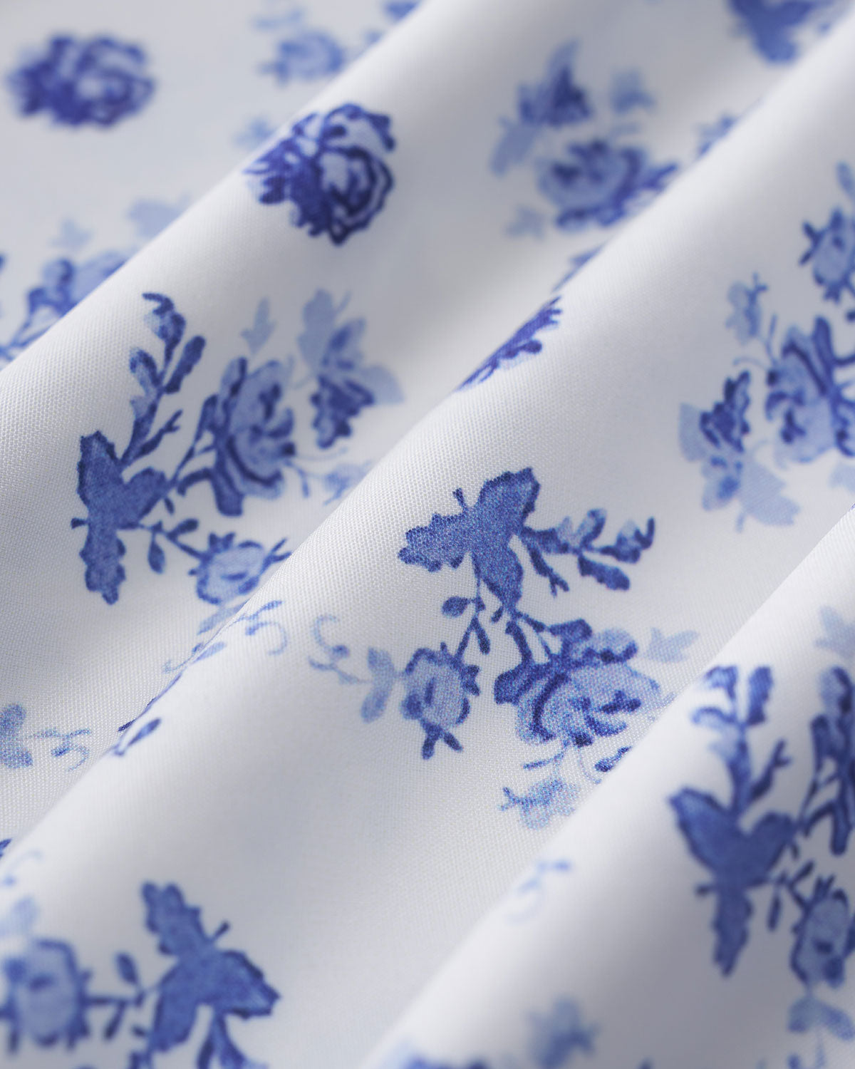 Mavi Çiçek Desenli Kare Yaka Büzgülü Midi Elbise