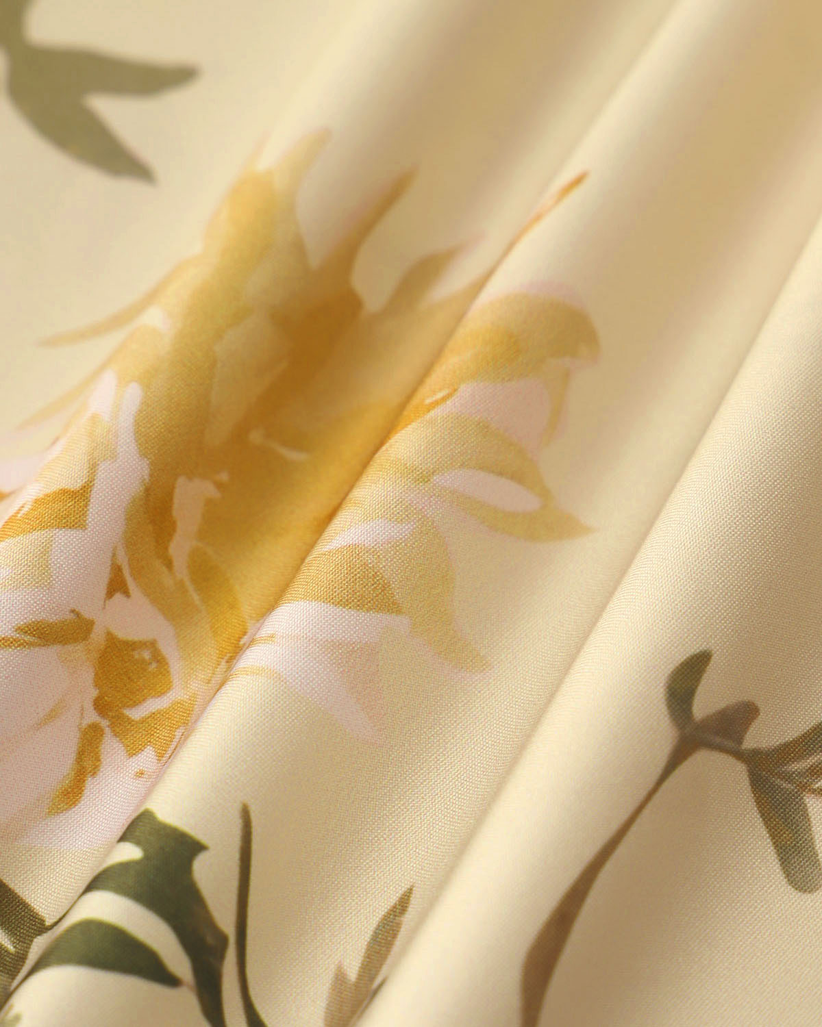 Sarı Çiçekli Büzgülü Slip Midi Elbise