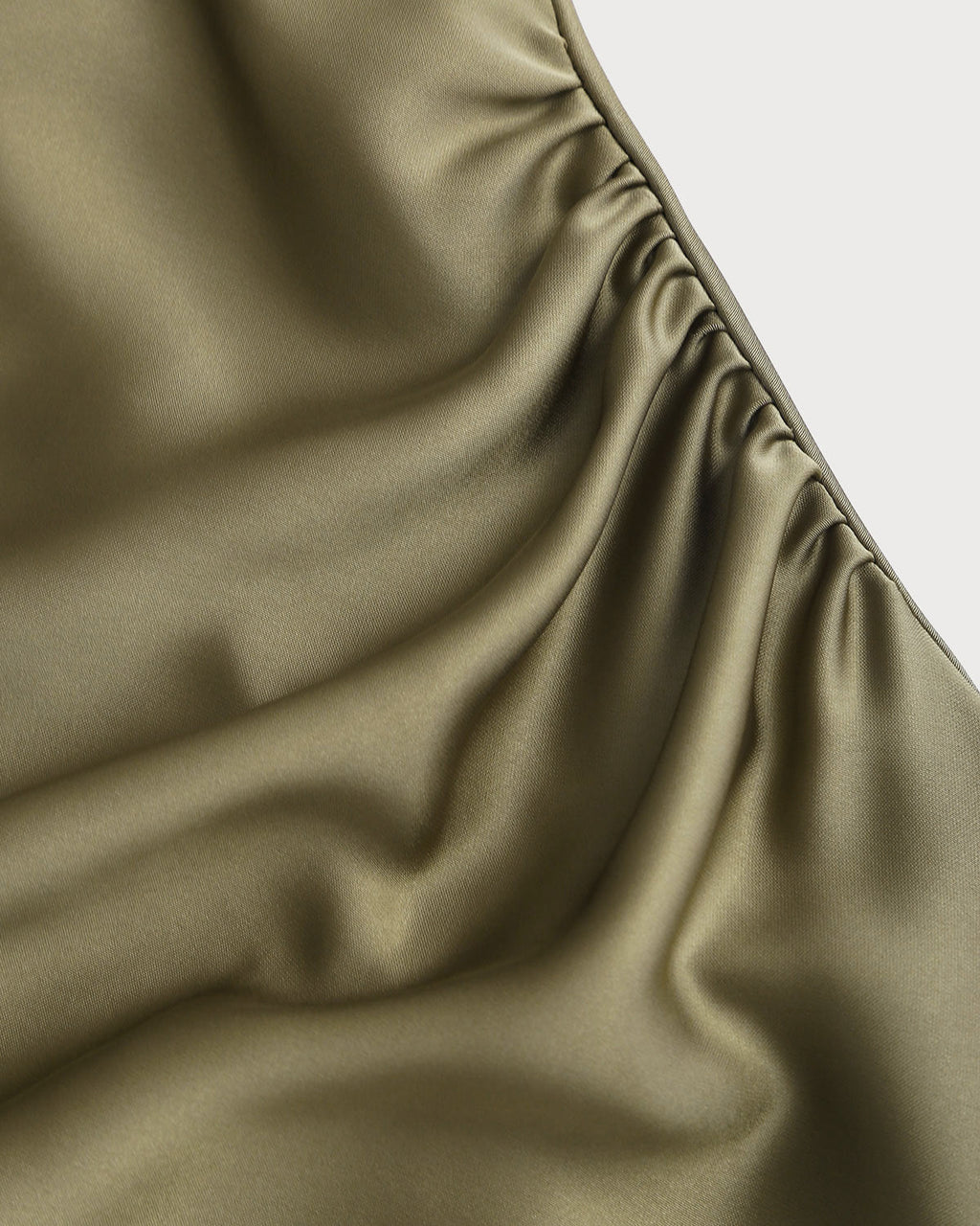 Yeşil Saten Kayık Yaka Slip Midi Elbise