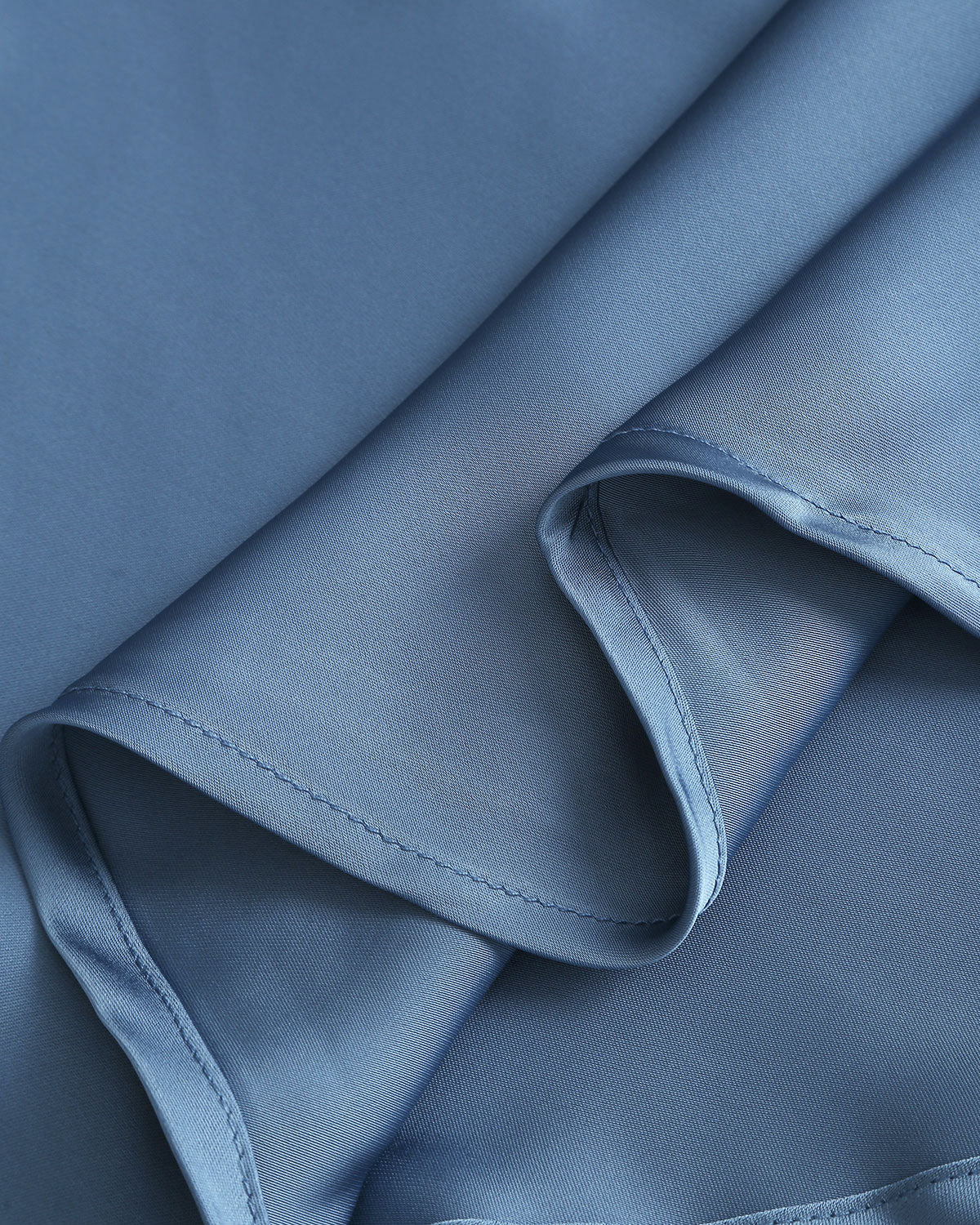 Mavi Saten Kayık Yaka Slip Midi Elbise