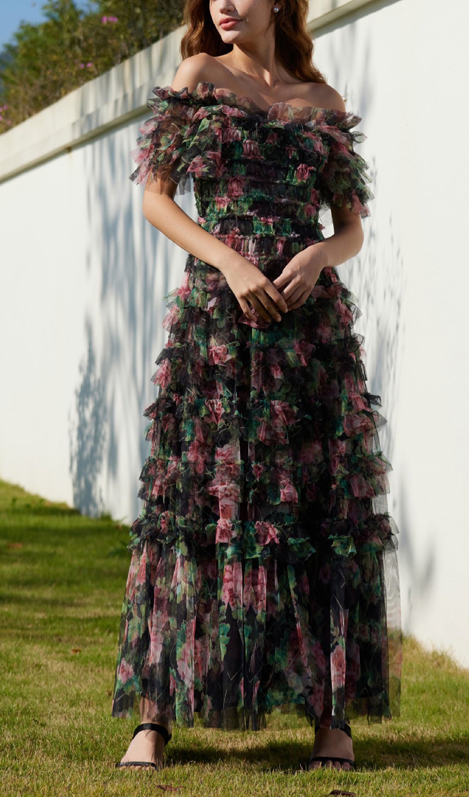 Omuz Açık Çiçekli Volanlı File Uzun Elbise